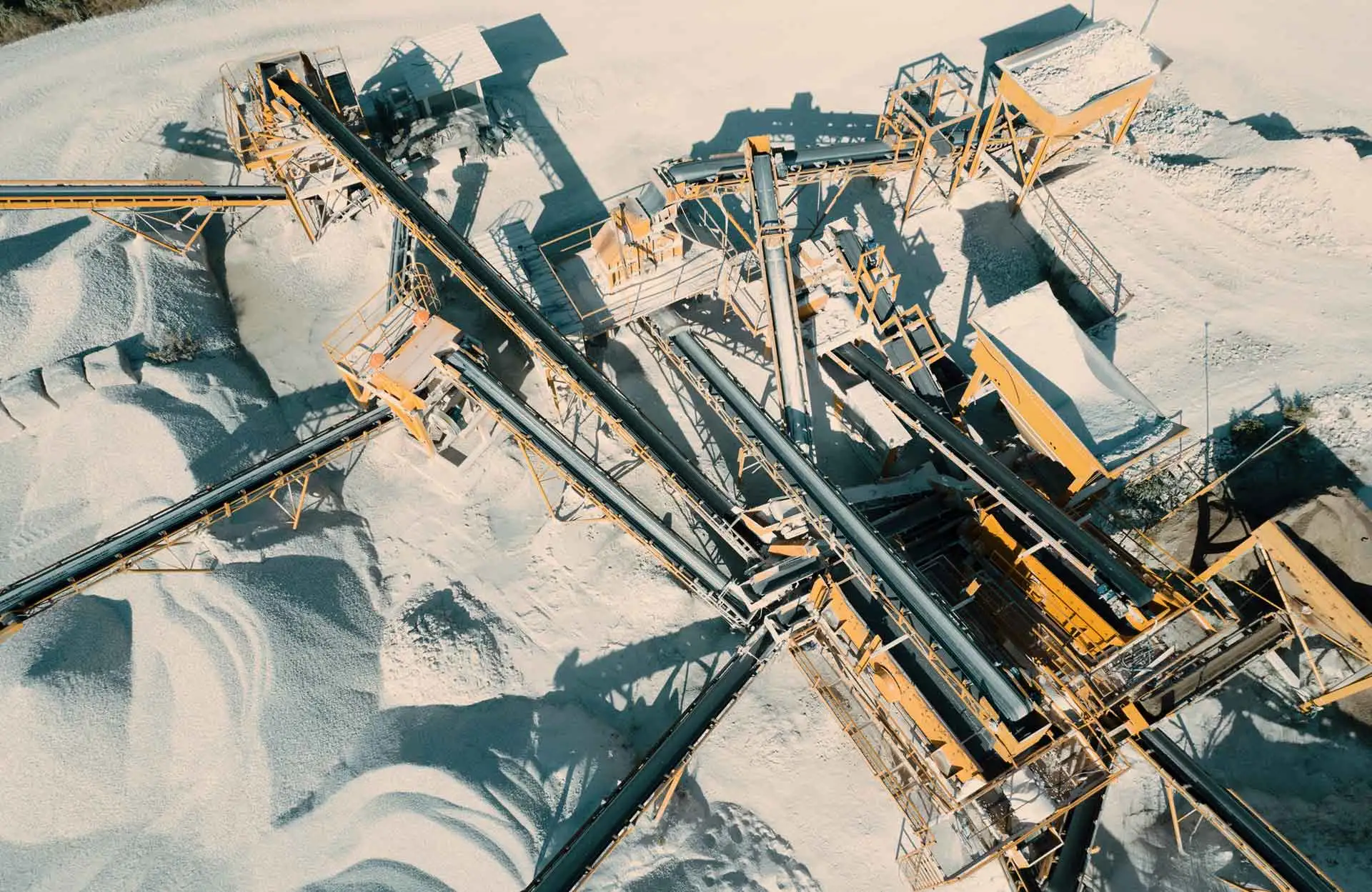 Image Mining and Metals